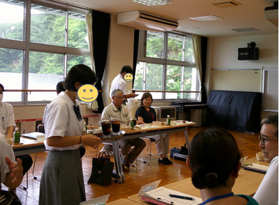 休憩時間には高等部喫茶サービス班よりコーヒーをお出ししました。