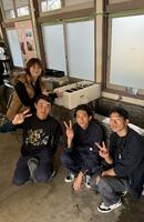 生徒自作のアクアポニックス