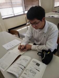 足大付属高校在校生の声青木さん