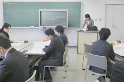 国語部会（中・高）　の様子2