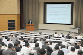 講話「新教育課程と学校経営～組織力を高める学校経営マネジメント」