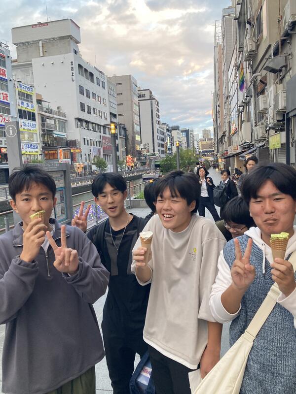➀道頓堀にて