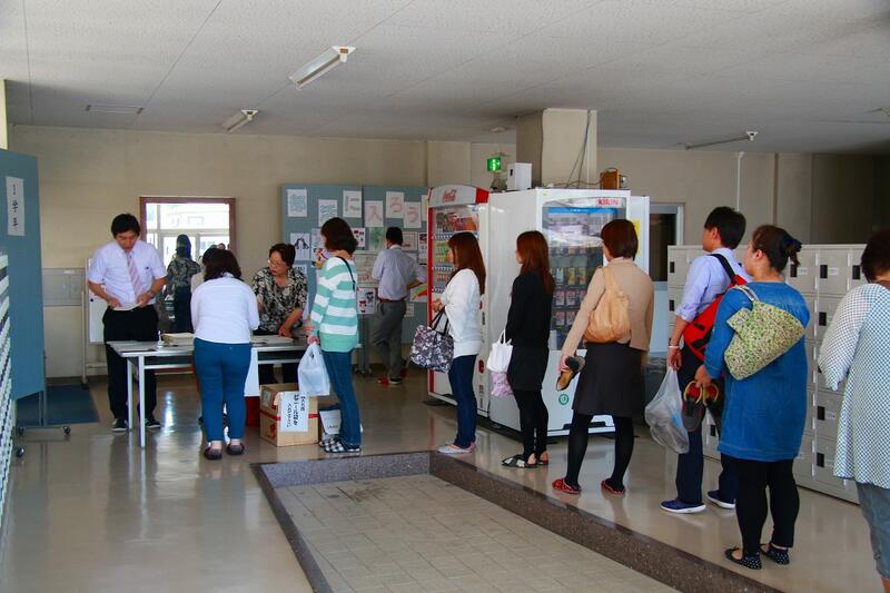 受付が間に合わないくらいの混雑 受付が間に合わないくらいの混雑