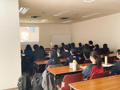 プロの演劇を鑑賞する