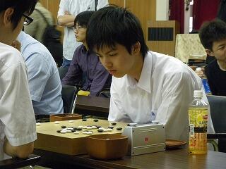一手集中する癸生川君