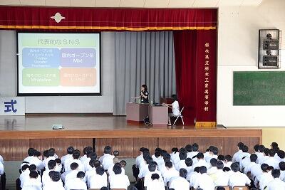 講演会の様子の写真