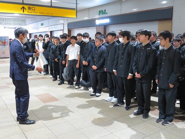 学年主任あいさつ
