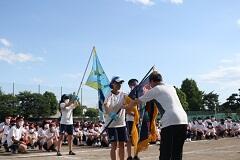 優勝旗授与 優勝旗授与