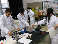 宇女高生による自然科学教室 化学